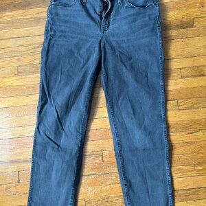 Madewell Women's Straight Leg Jeans in Grey/Faded black